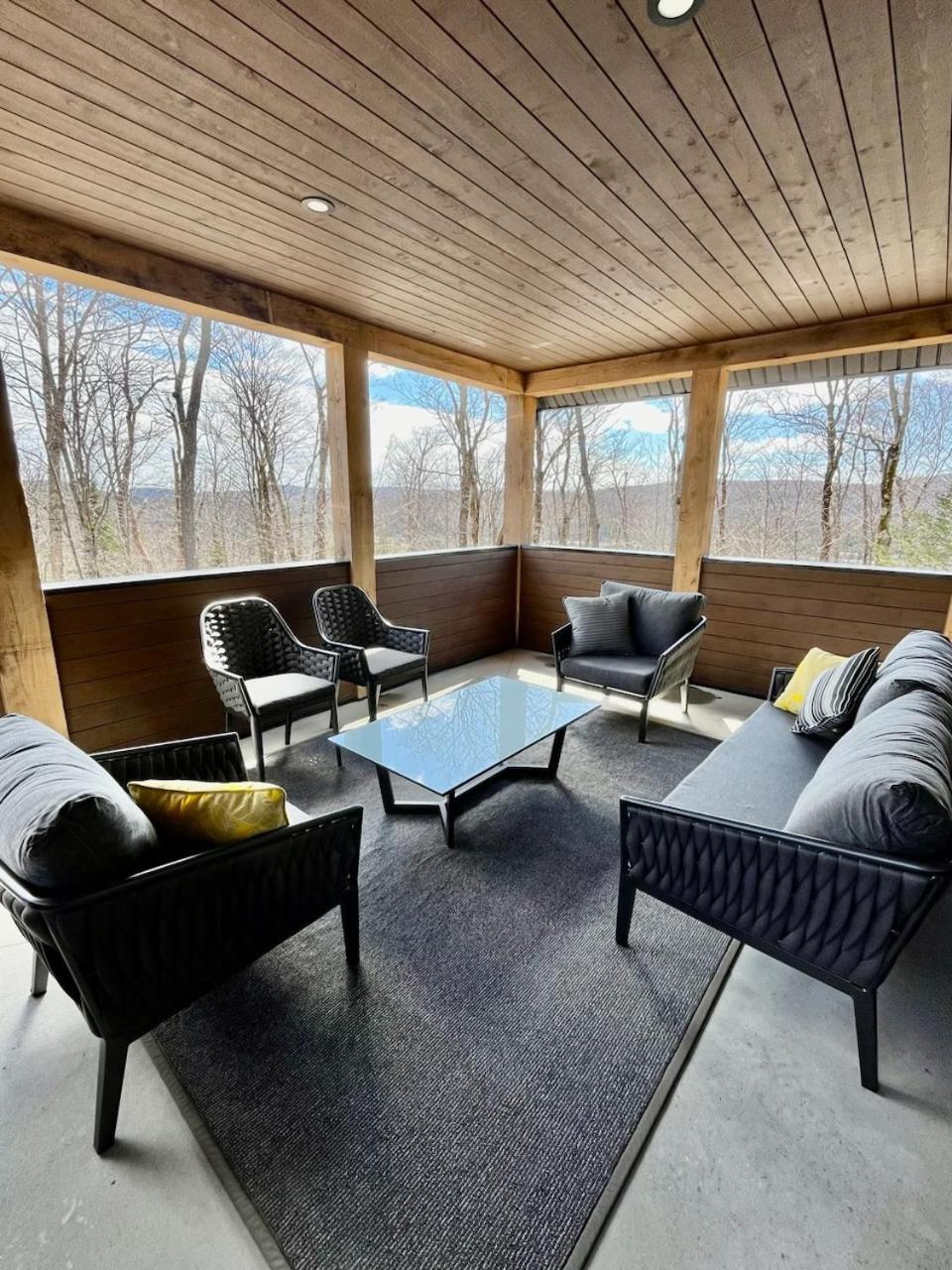 The Chic Shack - Golf, Ski, Spa Saint-Faustin Exterior photo